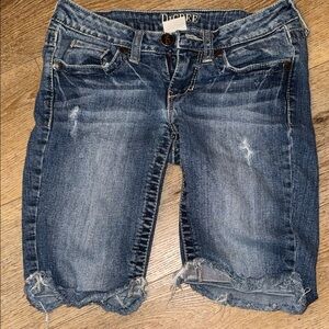 Decree Blue Denim Jeans thigh length capris